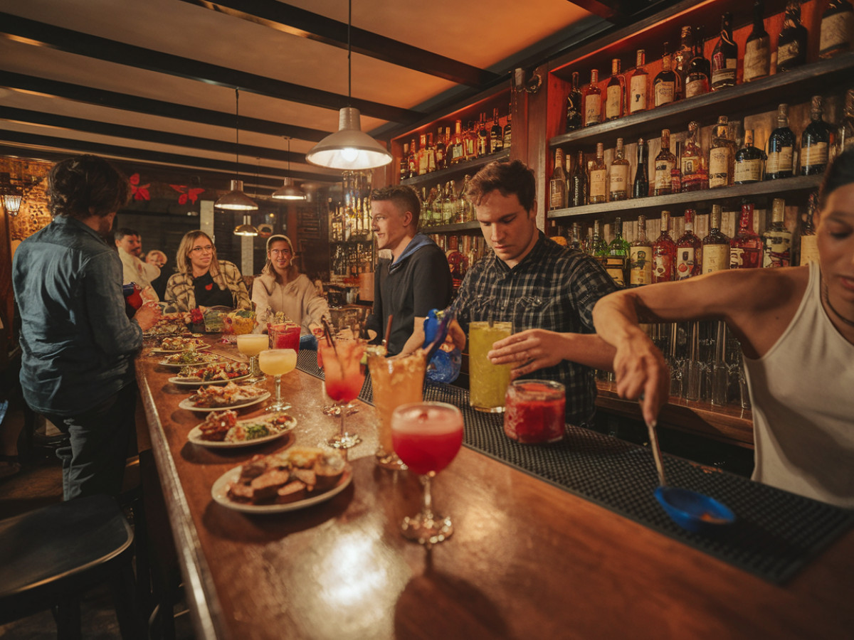 Des tapas savoureuses pour accompagner les cocktails